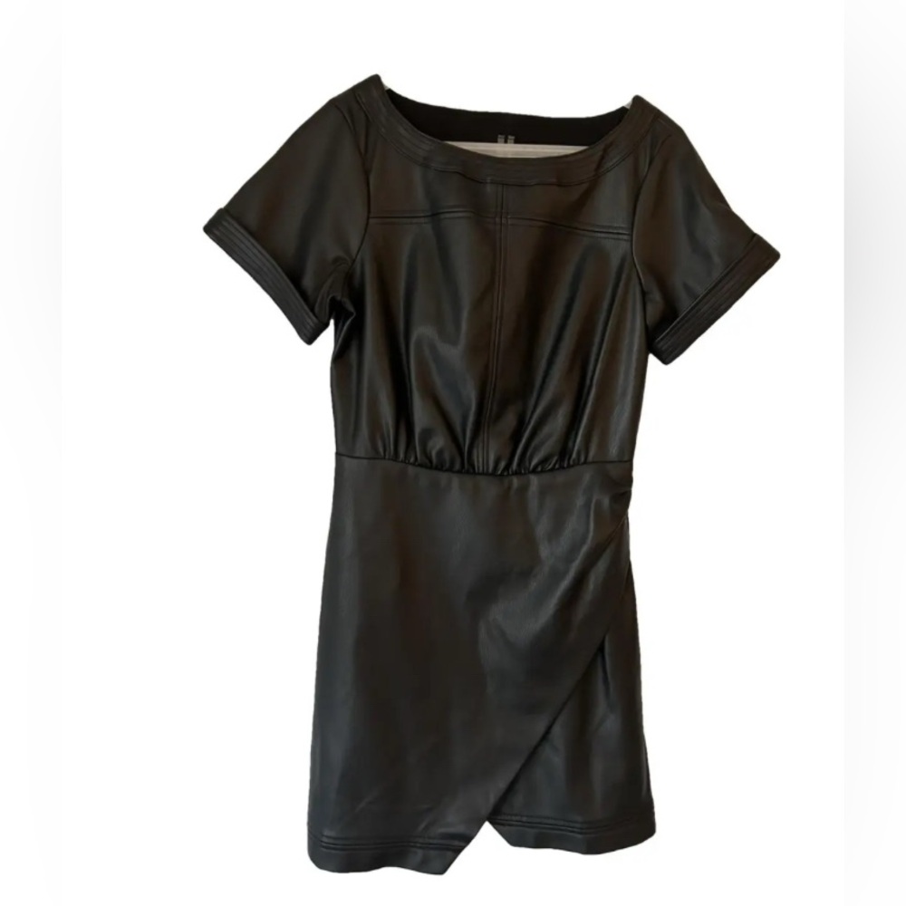 Anthropologie
Vegan leather mini dress size 6 A40